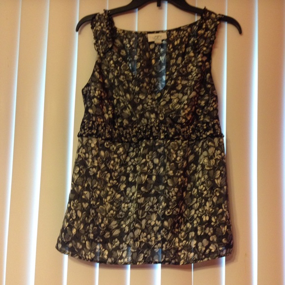 LOFT dressy tank top - Picture 3 of 4