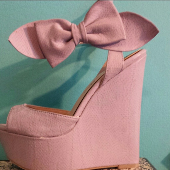 Penney Loves Kenny Lavender Bow Wedges