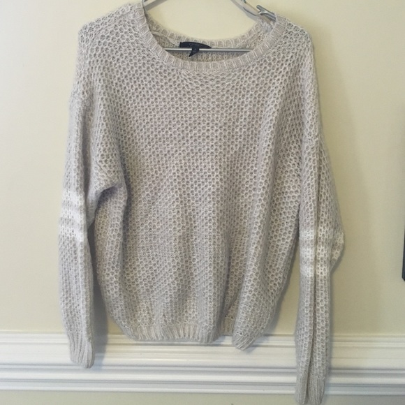 Jessica Simpson Sweater / Large