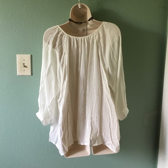 Last one • 🆕 Loose Bohemian Embroidered Top - Picture 4 of 4