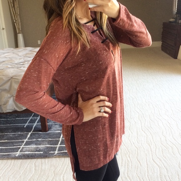 Sold out - Picture 2 of 4