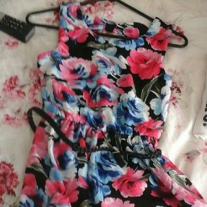 Floral kohls dress