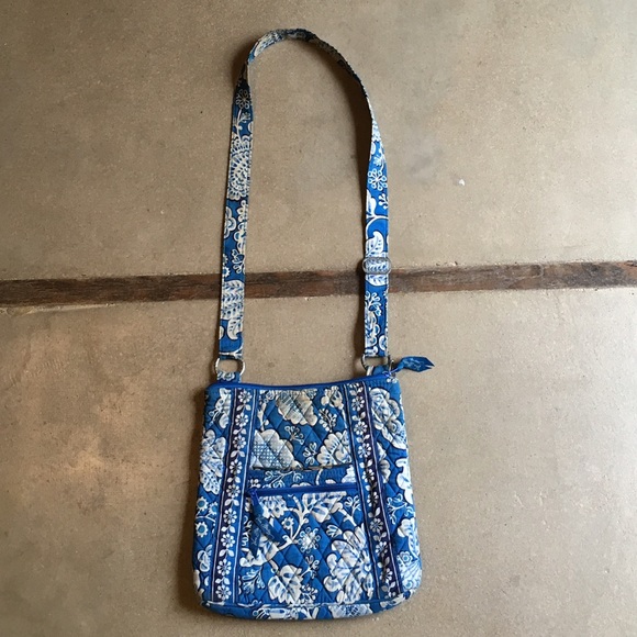 Vera Bradley crossbody purse