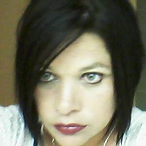 Meet your Posher, Angela few