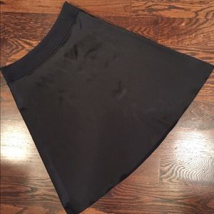 Elie Tahari black silk skirt, small