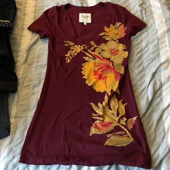 Abercrombie & Fitch floral tee