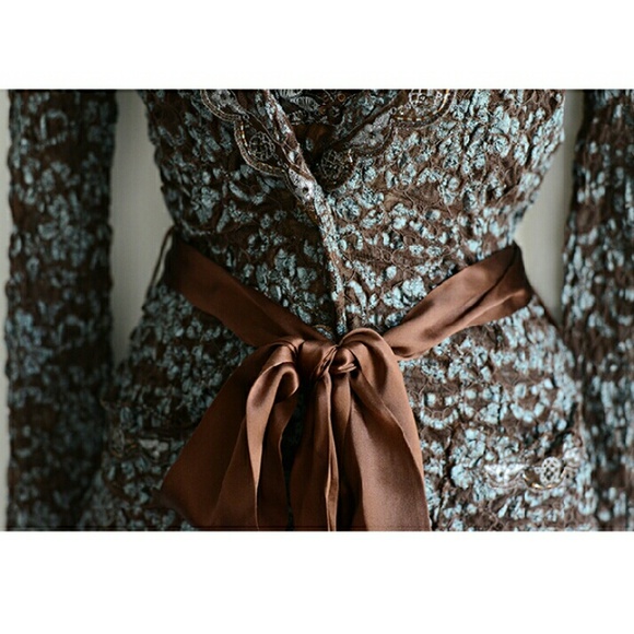 SOLD! Ann Ferriday Chocolate & Blue Set - Picture 2 of 4