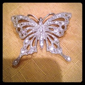 Convertible butterfly brooch/pendant