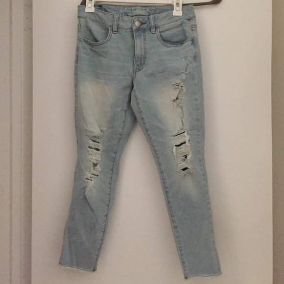 American eagle cut up capris