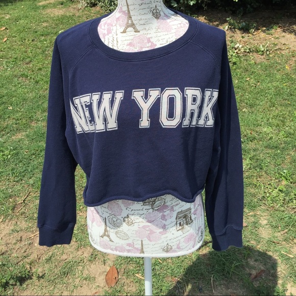 Navy blue New York longsleeve crop top - Picture 1 of 3