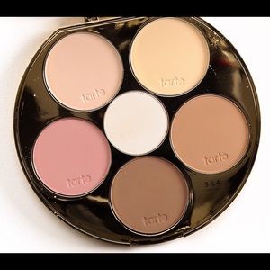 Tarteist contour pallet ! Smells amazing.