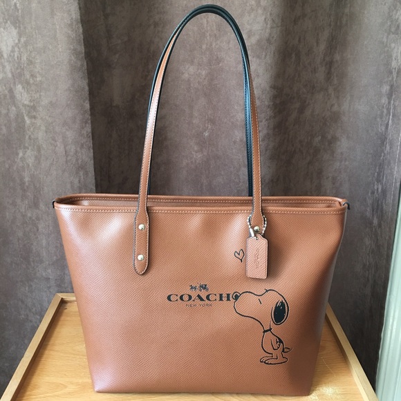 ‼️Sold✨Coach Snoopy Tote in Brown