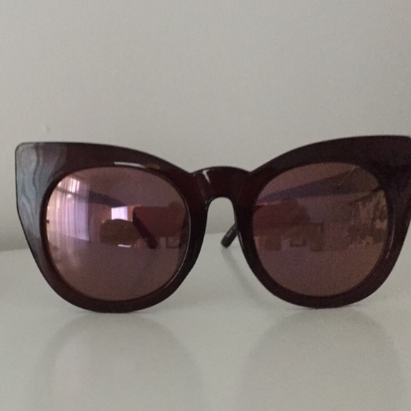 👓Quay Australia Sunnies👓 - Picture 2 of 4