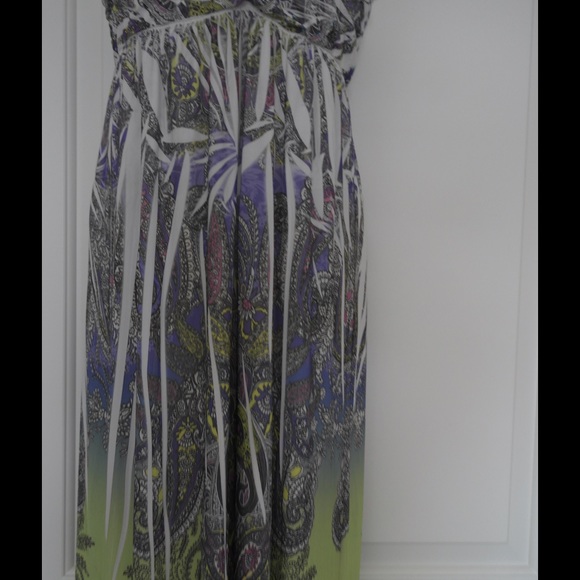 Exotic sundress - Picture 4 of 5