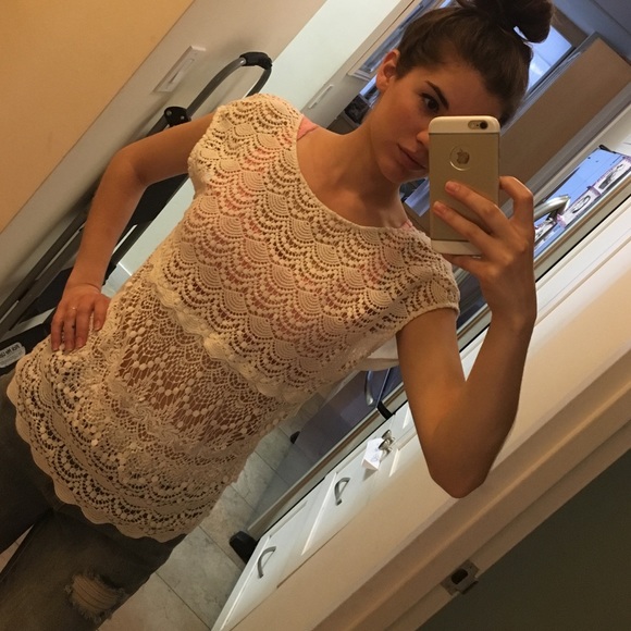 American Eagle Outfitters Tops - Lace shirt