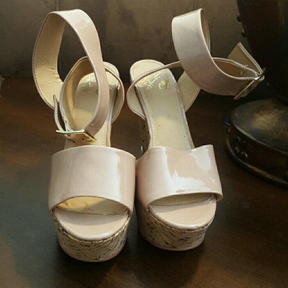 Colin Stuart Wedges - Picture 2 of 4