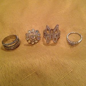 Lot of 4 silver rings