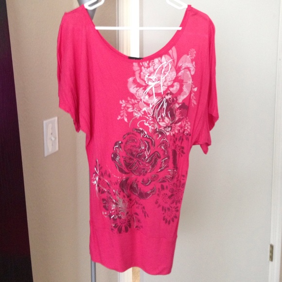 Pink floral tunic top