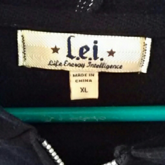 NWOT Lei Black Hooded Sweatshirt - Picture 4 of 4