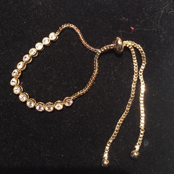 New Bracelet with round crystals FIRM $65 - Picture 3 of 4