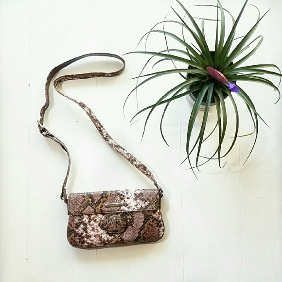 Nine West Handbags - Nine West Crossbody Bag