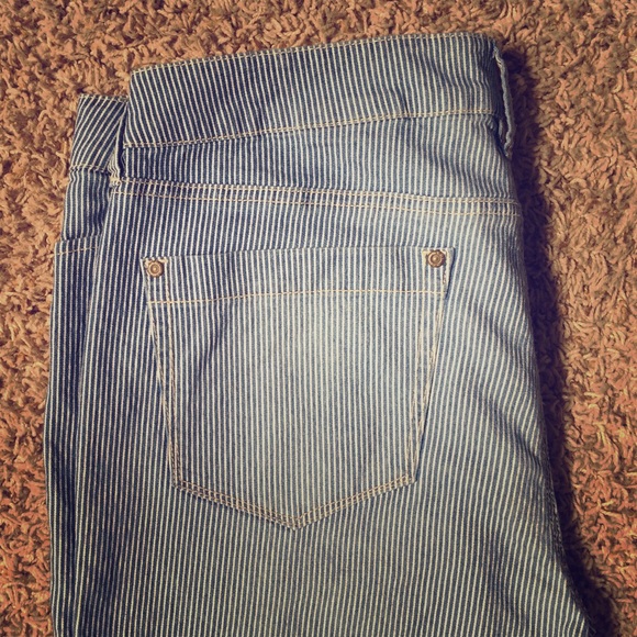 NYDJ railroad stripe stretch crop pants Size 12