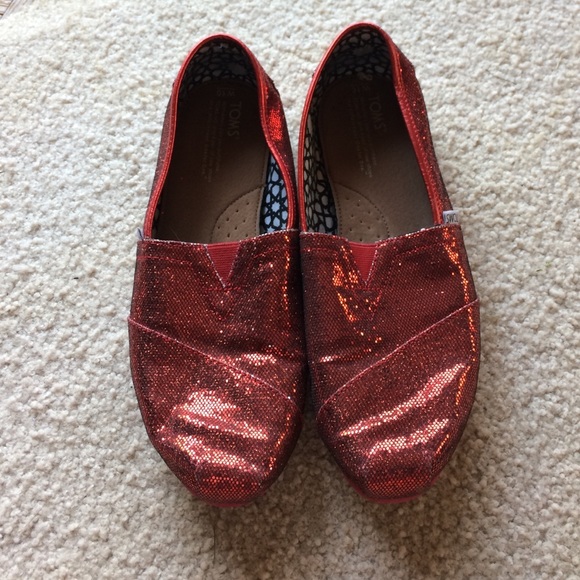 Red glitter Toms