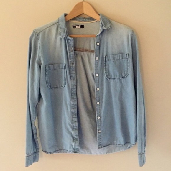 Urban Outfitters Tops - Urban Outfitters Chambray Shirt
