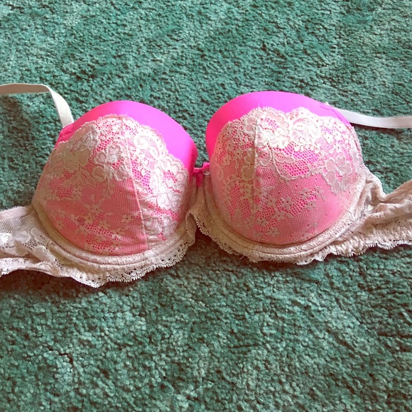 34DD Victoria's Secret, gold and pink bra