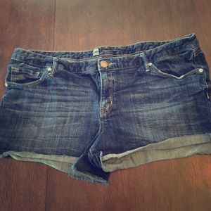 GUC mossimo Jean shorts size 18