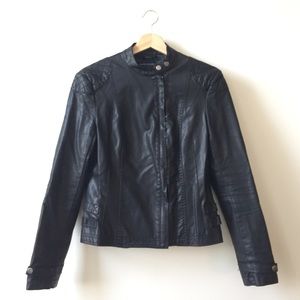 Flash sale⚡️French Connection vegan leather jacket