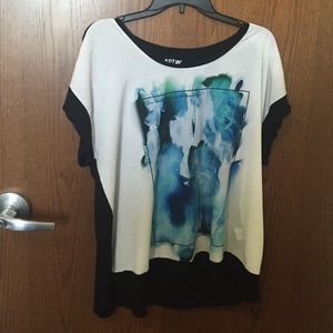 Patterned front t shirt