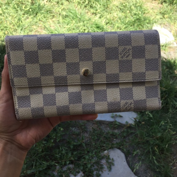 Louis Vuitton Handbags - ❌sold❌Lv wallet