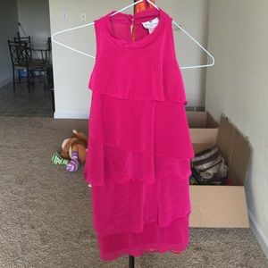 Worthington Pink ruffle no sleeve shirt