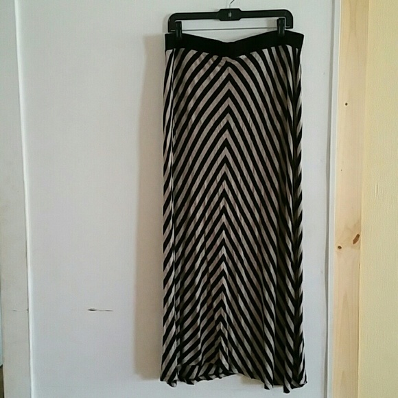 Style & Co Maxi Skirt XL