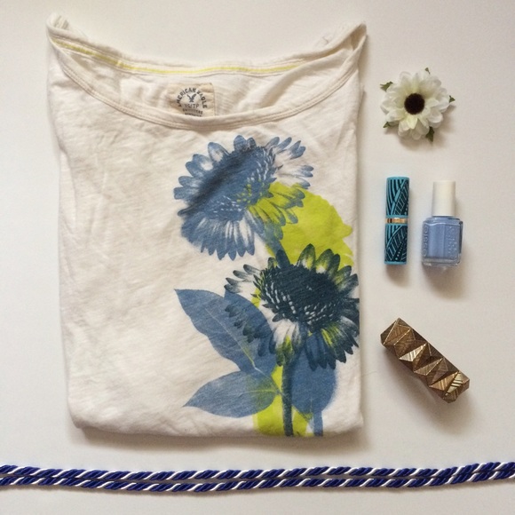 American Eagle Floral Shirt