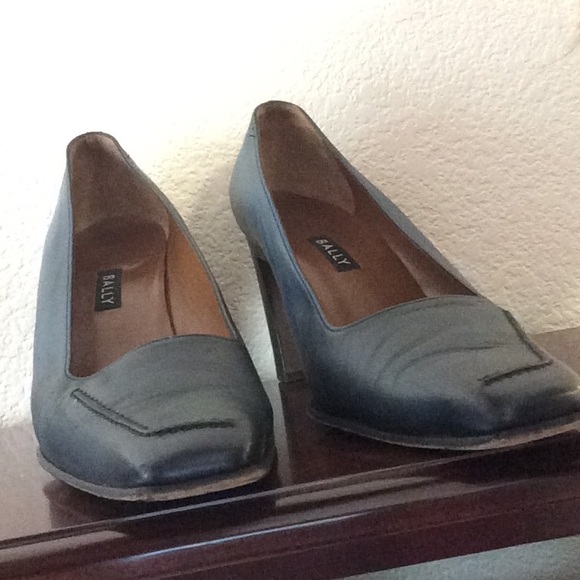 Bally pumps made in Switzerland