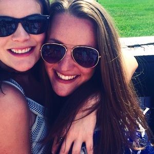 Meet your Posher, Rachel