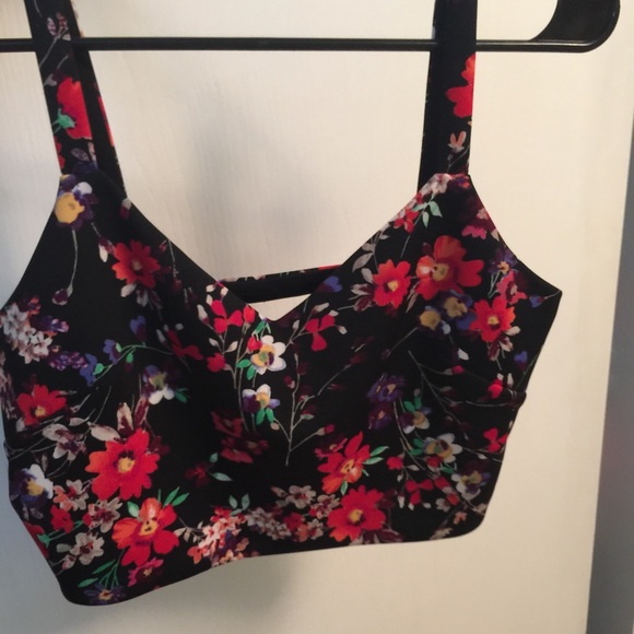 🌼 Floral Express Bralette/Crop Top