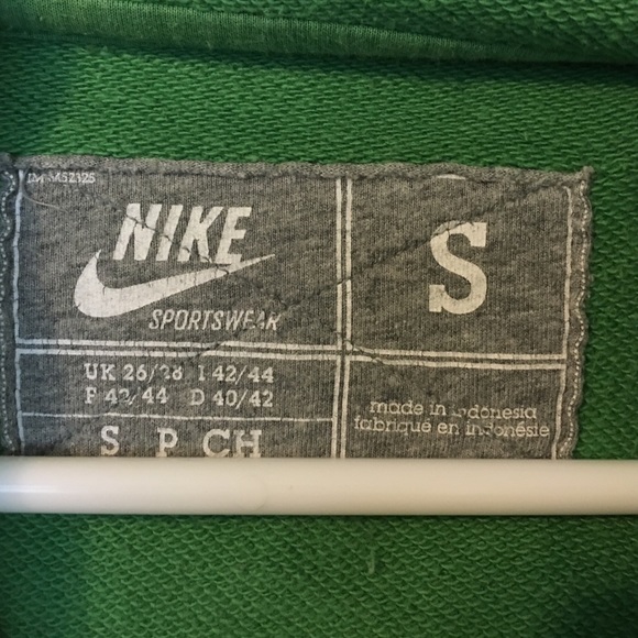 U of O Nike Sweatshirt - Picture 2 of 2