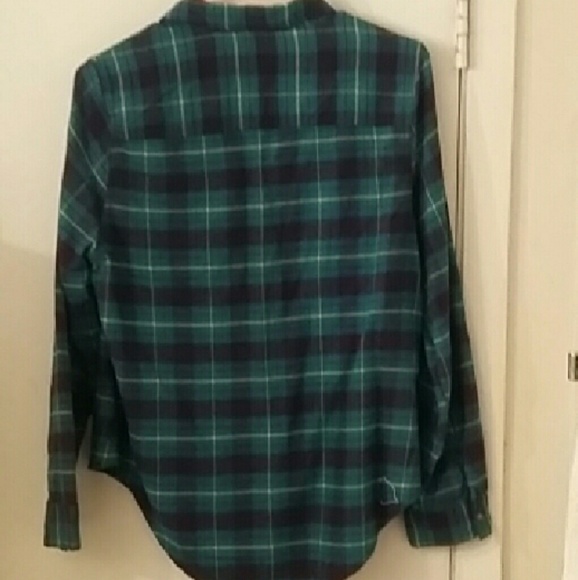 Size large green and blue plaid shirt - Picture 2 of 3
