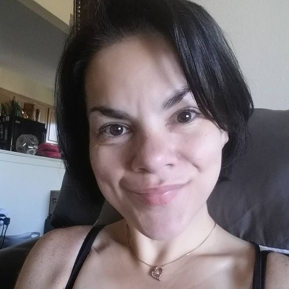 Meet your Posher, Janina