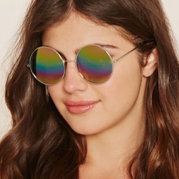 Boutique Accessories - ❗️Last 1❗️Round Retro Rainbow Lens Sunglasses