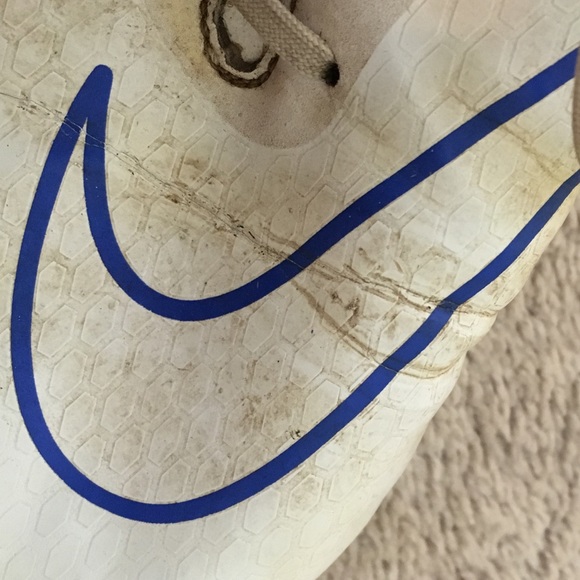 White Nike Soccer Cleats - Picture 2 of 3