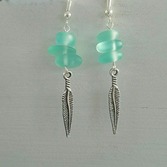 Beautiful boho feather earrings - Picture 4 of 4