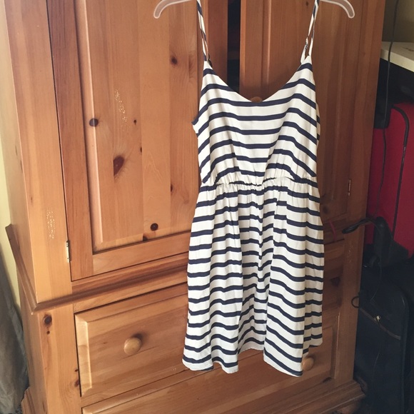 Lauren Conrad Dresses & Skirts - Navy and white striped dress