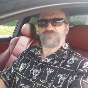 Meet your Posher, Roy