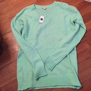 GAP mint green sweater