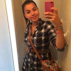 Meet your Posher, Sara