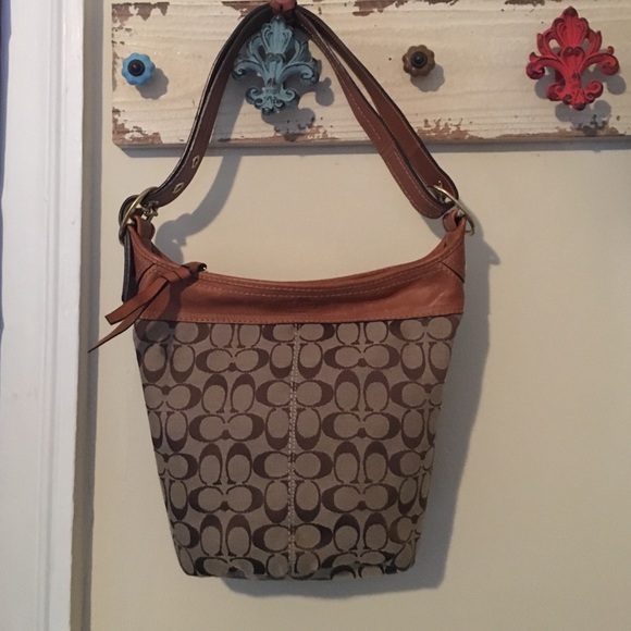 Coach purse - Picture 2 of 2